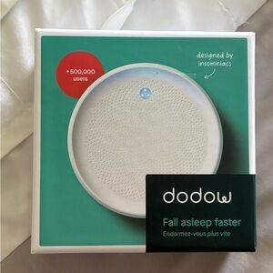 Dodow Sleep Aid Device